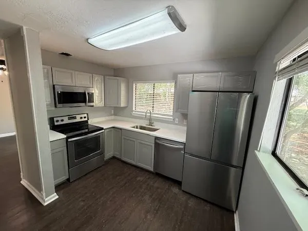 $2,000 | 2736 Vassar Road, Tallahassee, FL 32309