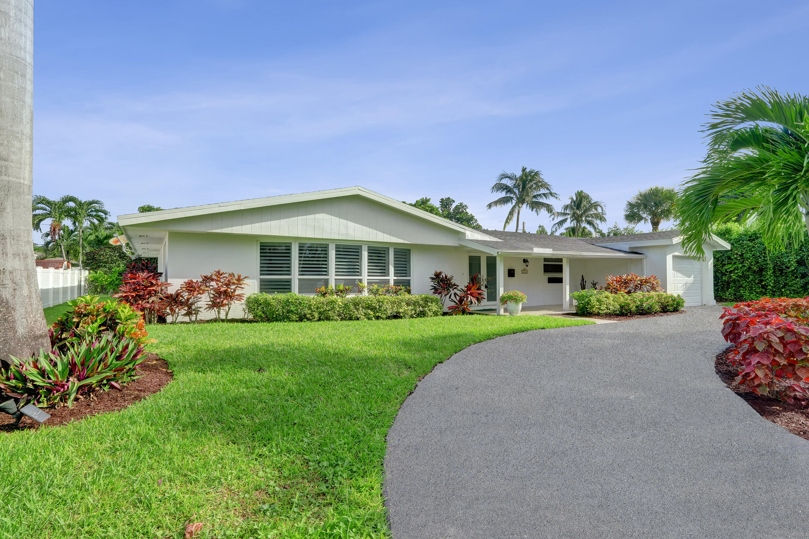 811 West Royal Palm Road Boca Raton, FL 33486 - Photo 1 of 34 DSC06734