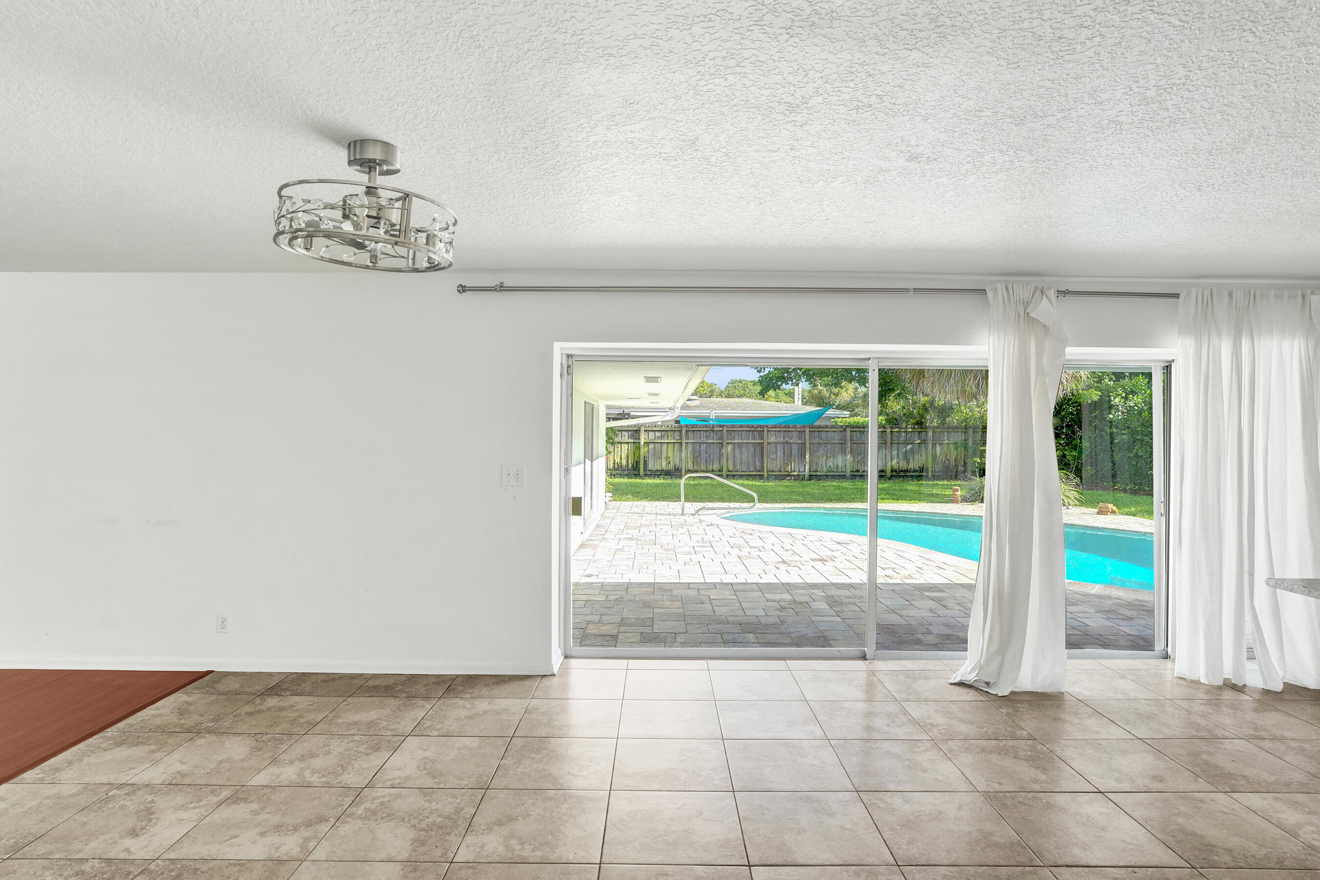 811 West Royal Palm Road Boca Raton, FL 33486 - Photo 19 of 34 DSC06749