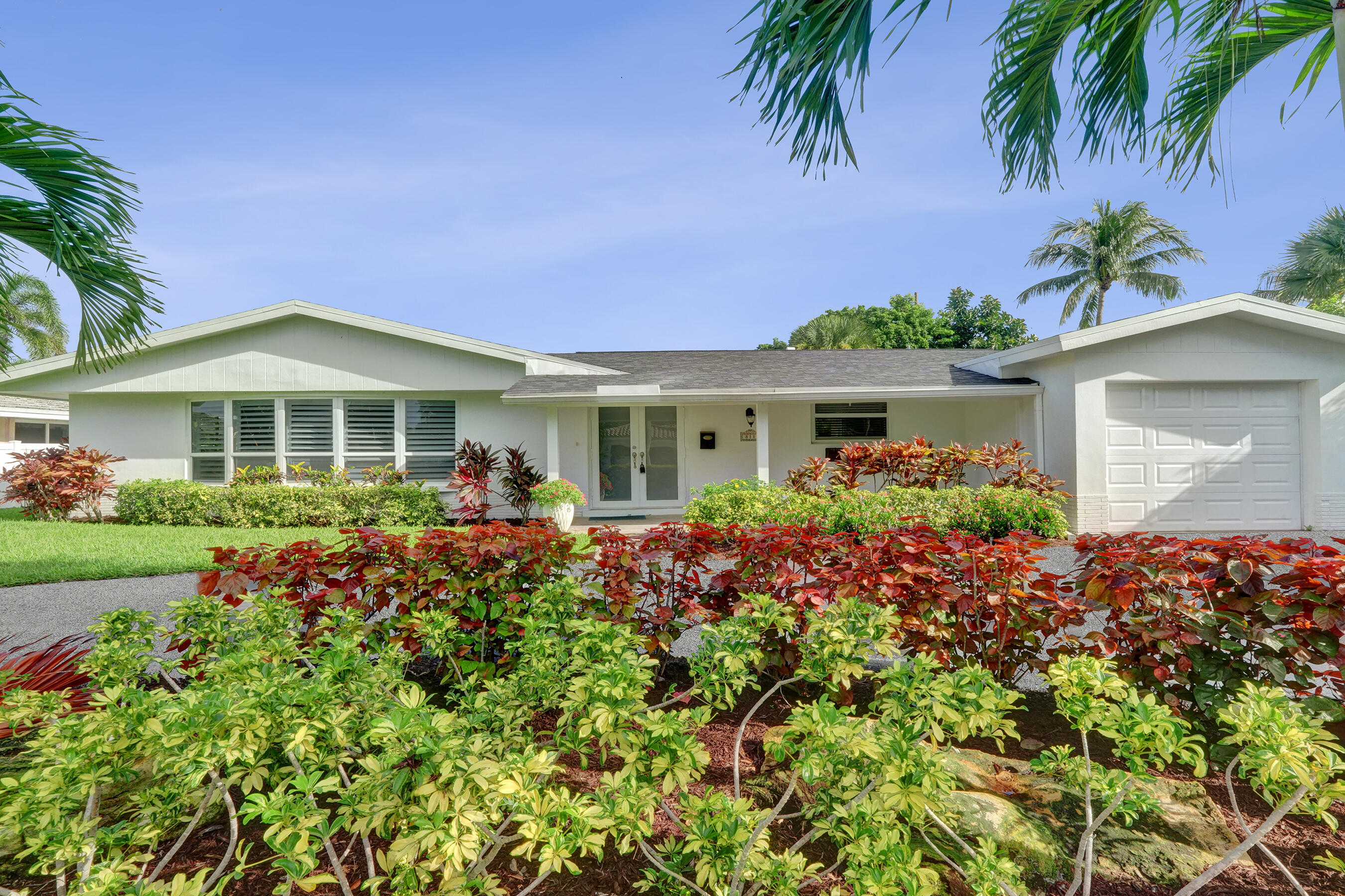 811 West Royal Palm Road Boca Raton, FL 33486 - Photo 2 of 34 DSC06731