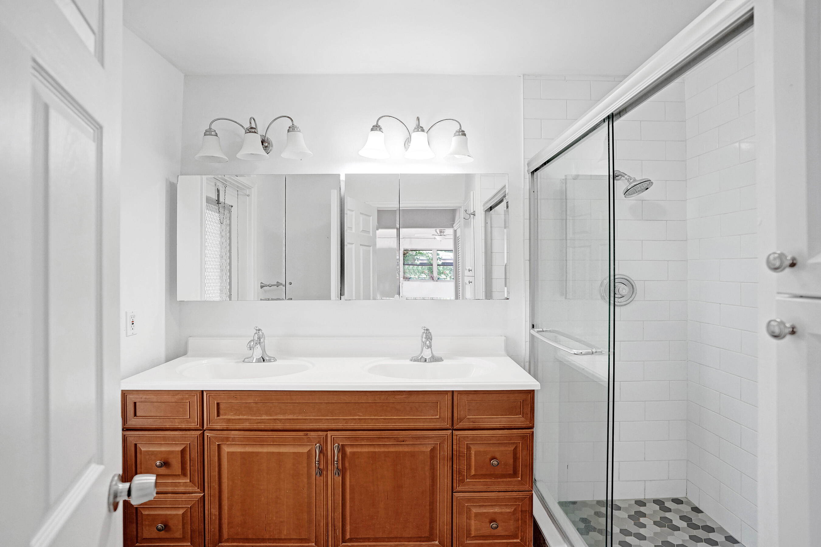 811 West Royal Palm Road Boca Raton, FL 33486 - Photo 22 of 34 DSC06803