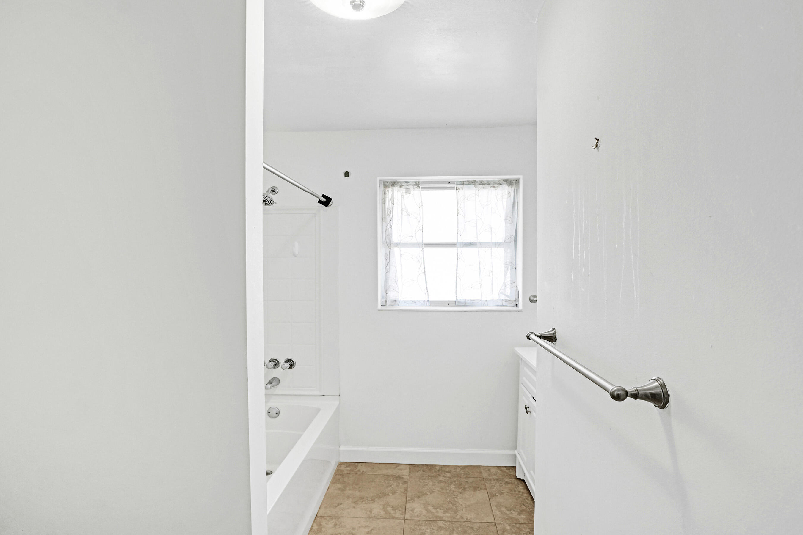 811 West Royal Palm Road Boca Raton, FL 33486 - Photo 26 of 34 DSC06812