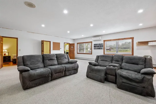 $475,000 | 446 Highway 25, Warren, NH 03279