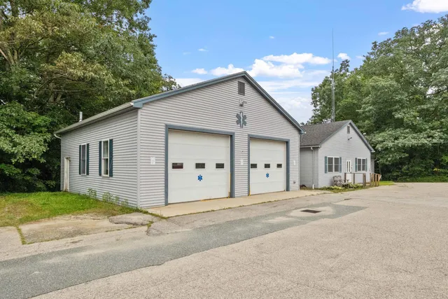 $475,000 | 446 Highway 25, Warren, NH 03279