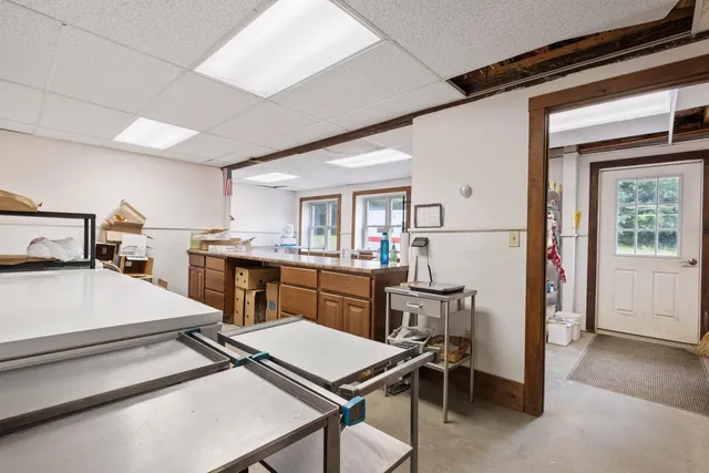 $475,000 | 446 Highway 25, Warren, NH 03279