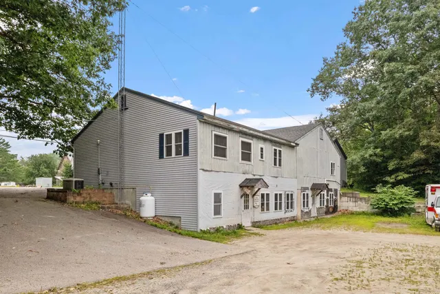$475,000 | 446 Highway 25, Warren, NH 03279