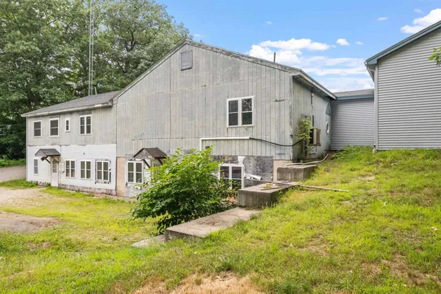 $475,000 | 446 Highway 25, Warren, NH 03279
