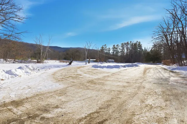 $425,000 | 446 Highway 25, Warren, NH 03279