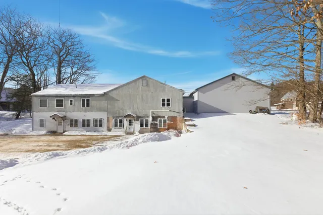 $425,000 | 446 Highway 25, Warren, NH 03279