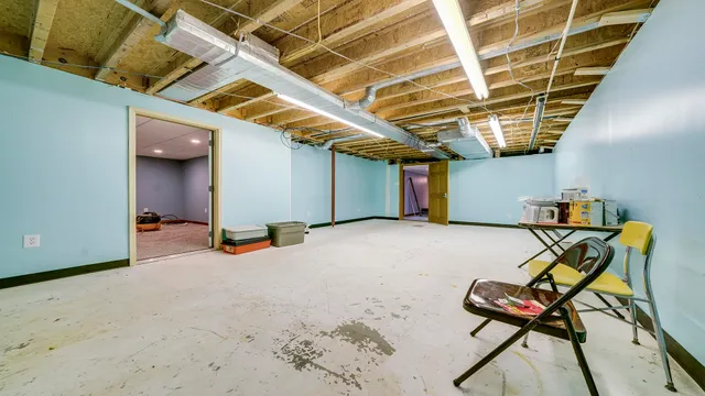 $489,000 | 298 Highway 2, Dixon, IL 61021