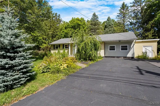 $279,000 | 8583 Green Lakes Road, Manlius, NY 13037