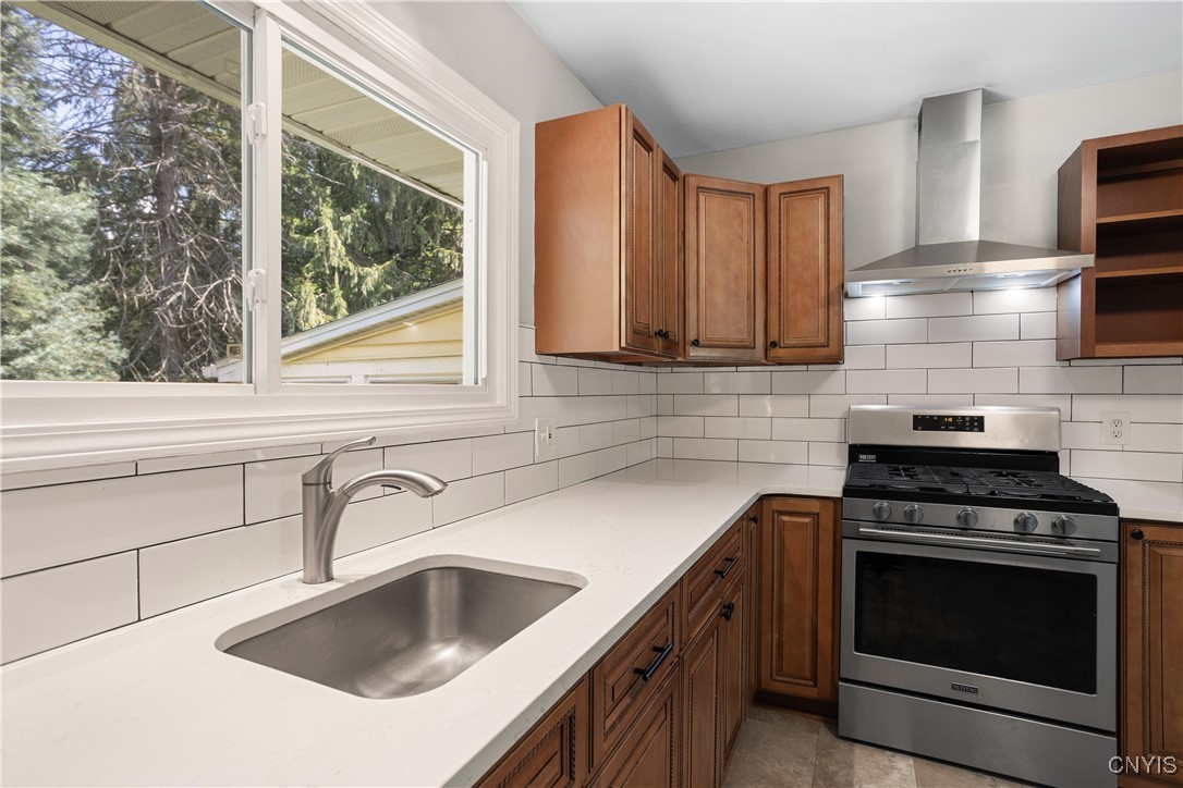 8583 Green Lakes Road Manlius, NY 13037 - Photo 11 of 30