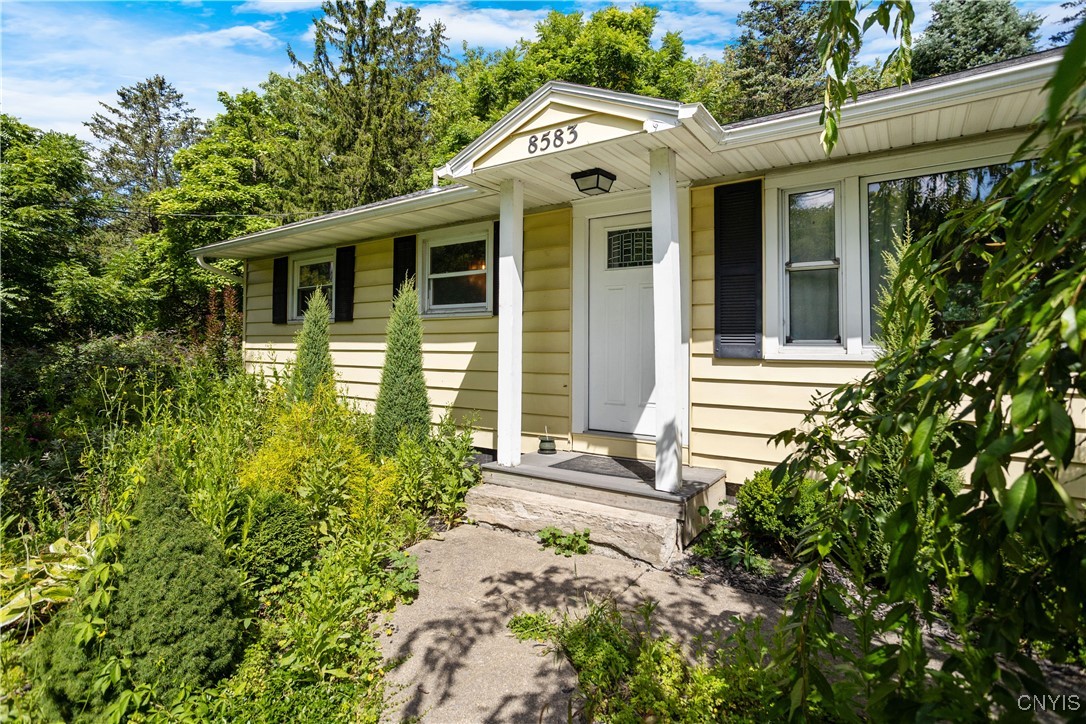 8583 Green Lakes Road Manlius, NY 13037 - Photo 2 of 30