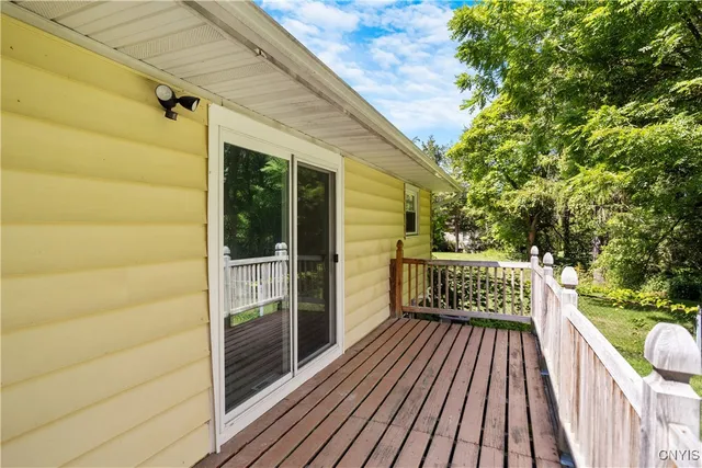 $278,900 | 8583 Green Lakes Road, Manlius, NY 13037