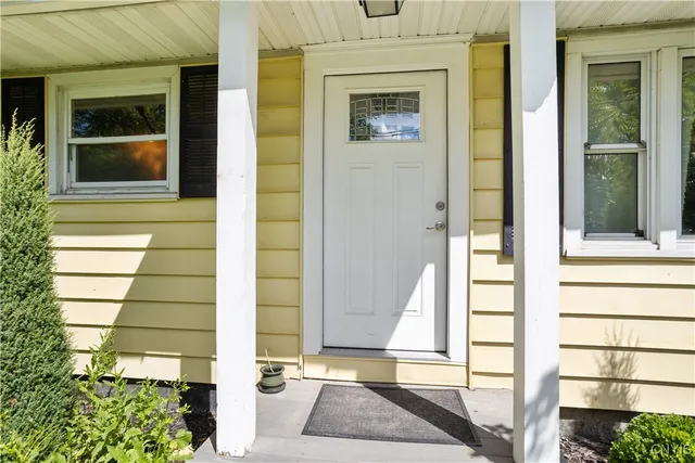 $278,900 | 8583 Green Lakes Road, Manlius, NY 13037