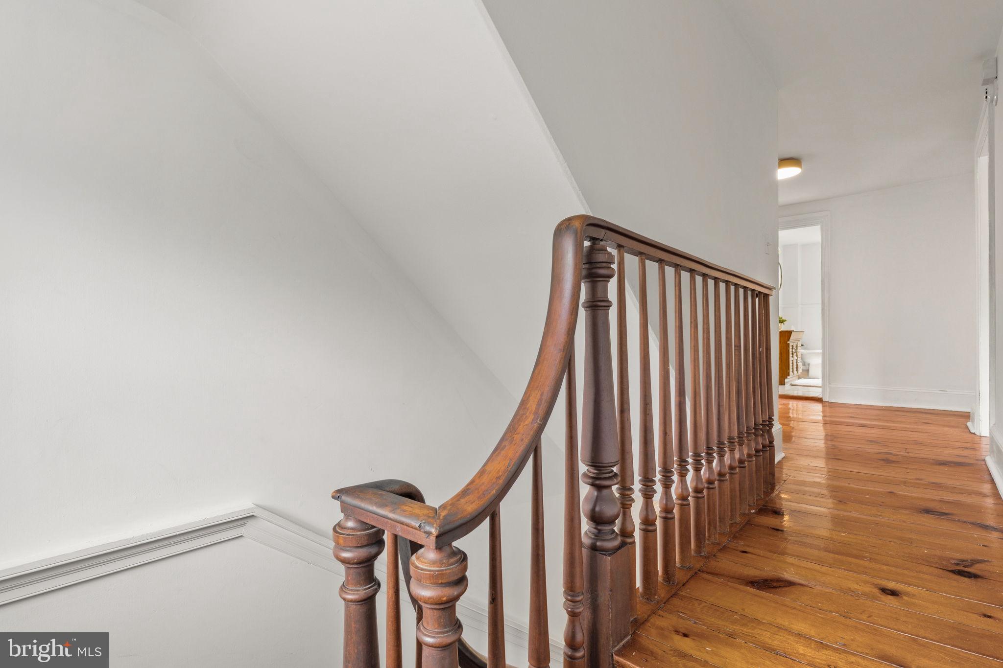 95 Indian Spring Road Media, PA 19063 - Photo 48 of 118 2nd floor hallway