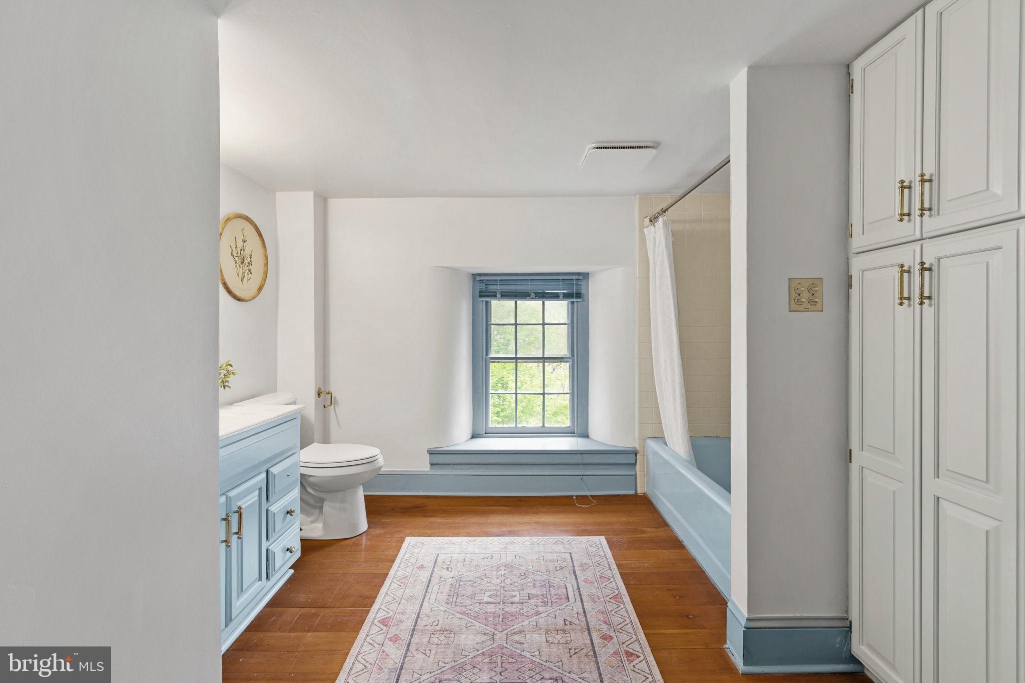 95 Indian Spring Road Media, PA 19063 - Photo 81 of 118 3rd floor Hall Bathroom