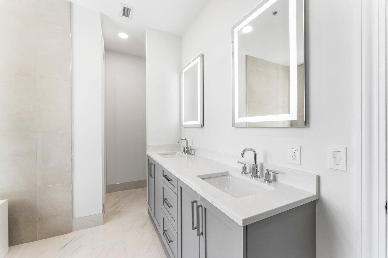 176-184 Lake Drive, Unit 4102 Palm Beach Shores, FL 33404 - Photo 8 of 26 023-184LakeDrive-4102-PalmBeachShores-FL