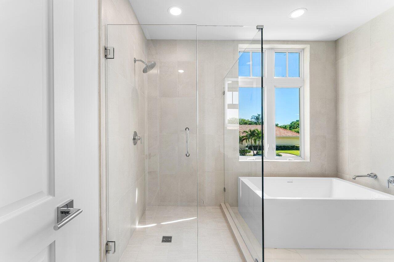 176-184 Lake Drive, Unit 4102 Palm Beach Shores, FL 33404 - Photo 10 of 26 022-184LakeDrive-4102-PalmBeachShores-FL