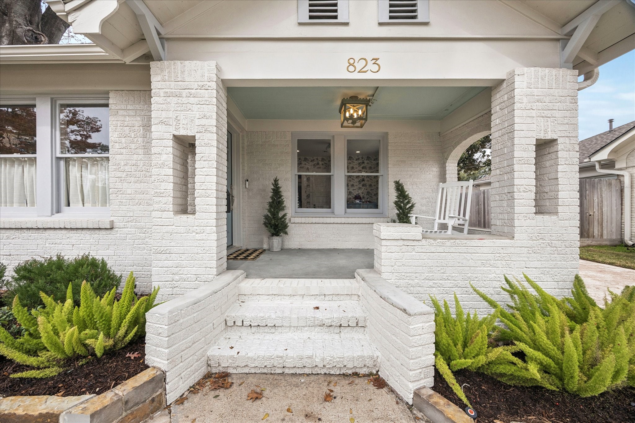 823 Sledge Street Houston, TX 77009 - Photo 2 of 24