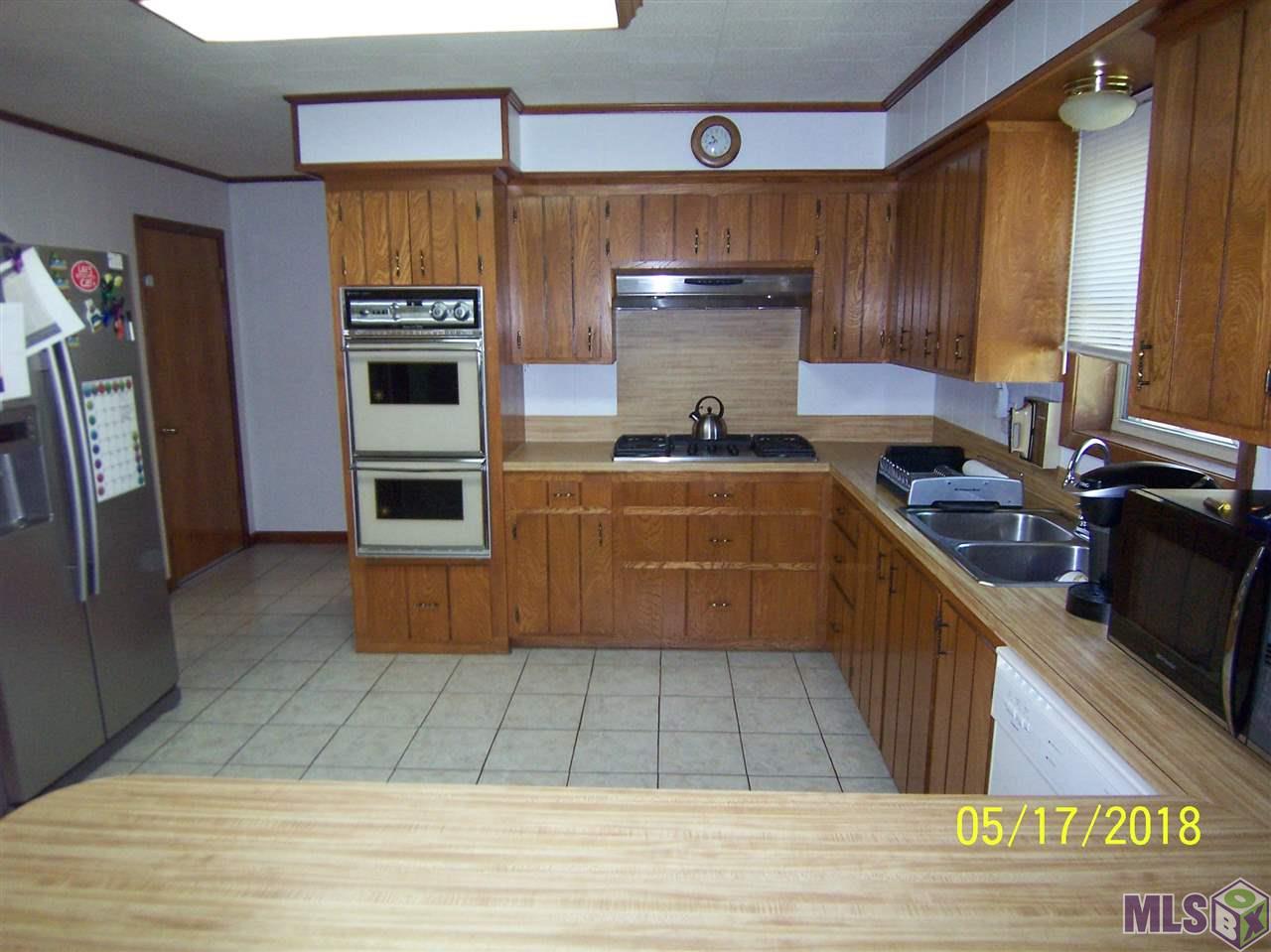 320 4 Point Drive Raceland, LA 70394 - Photo 3 of 24