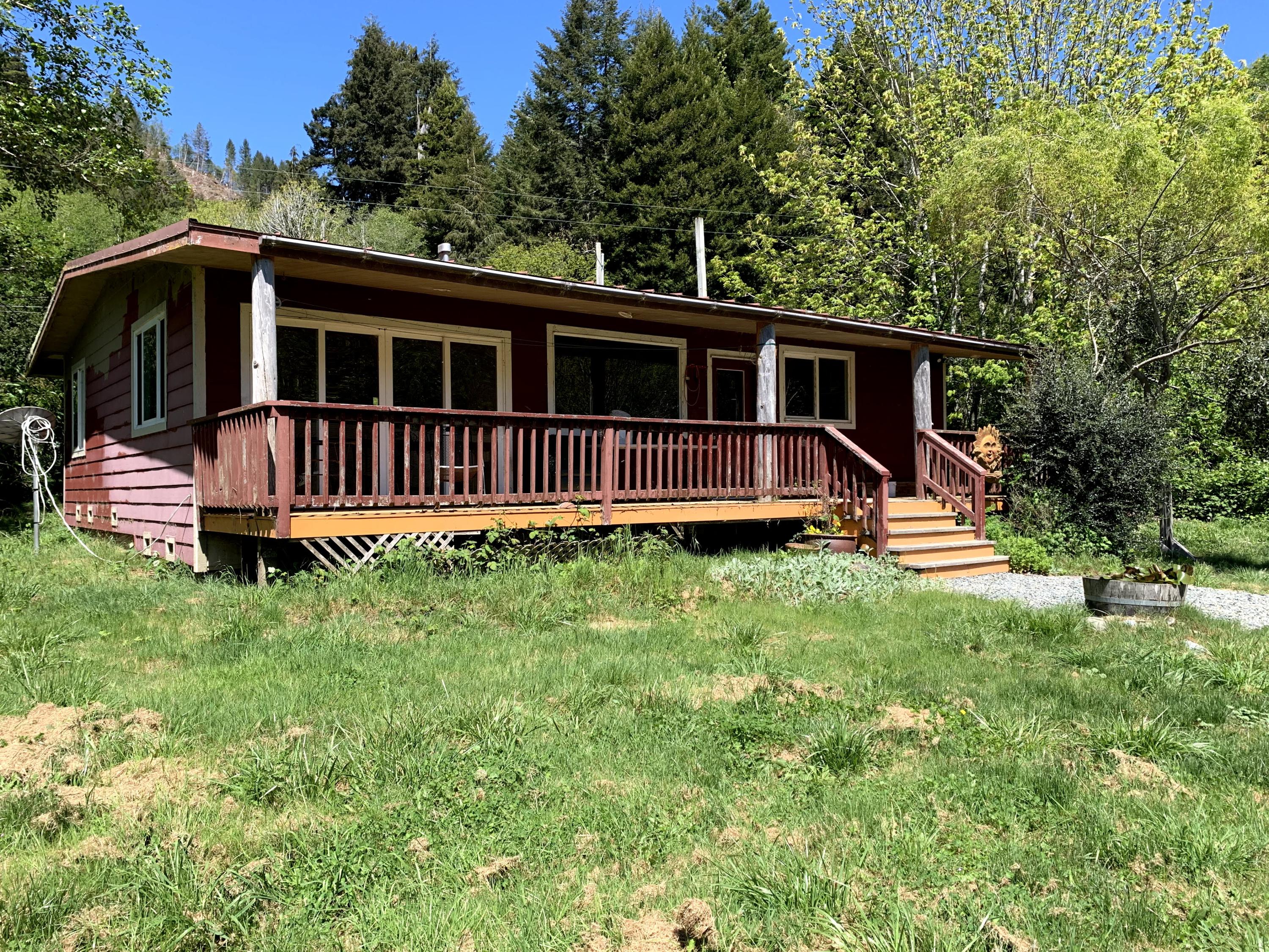 2191 Hunter Creek Road Klamath, CA 95548 - Photo 1 of 136