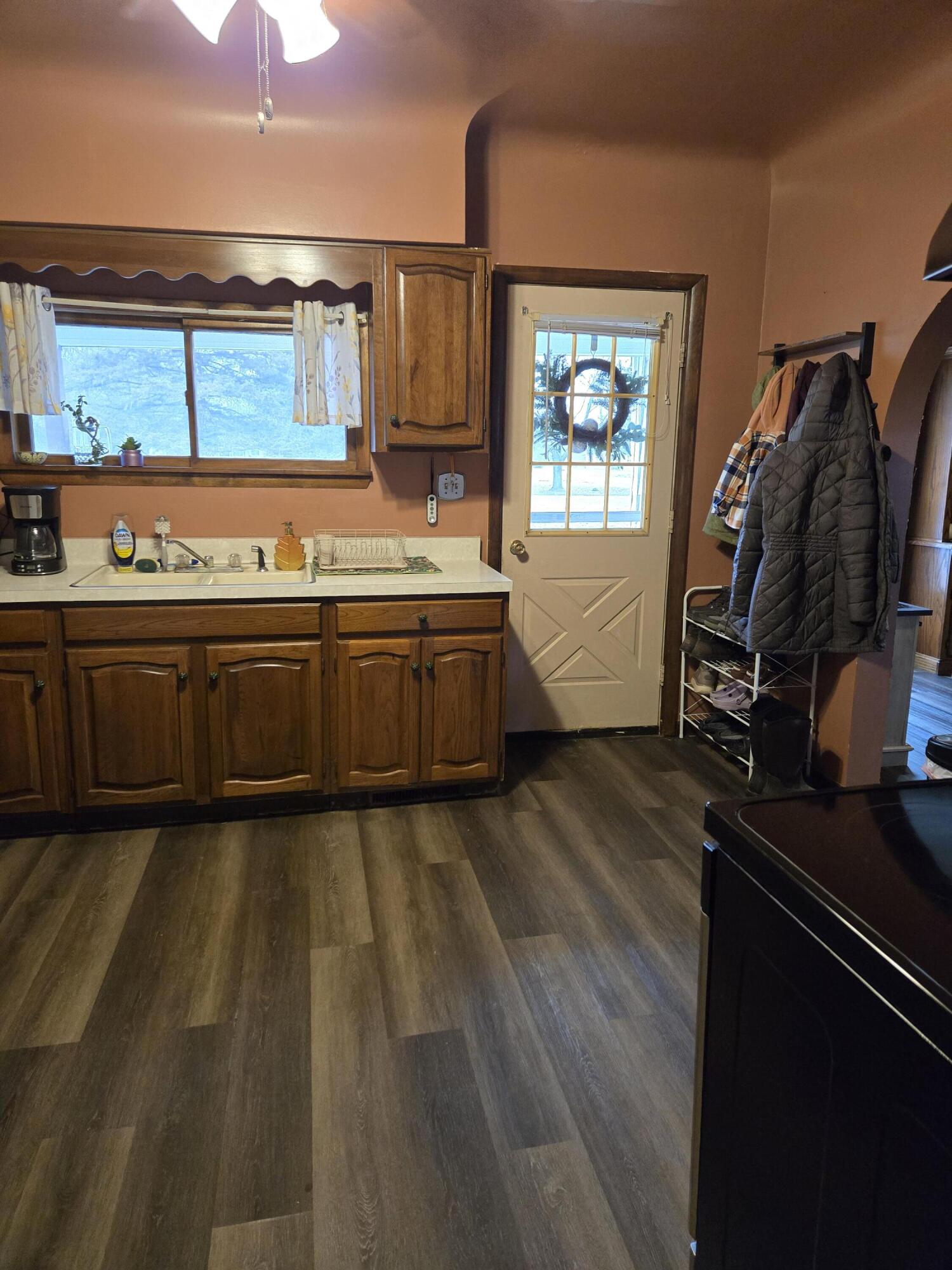 8662 Stony Lake Road Jackson, MI 49201 - Photo 16 of 59 20260107_113336