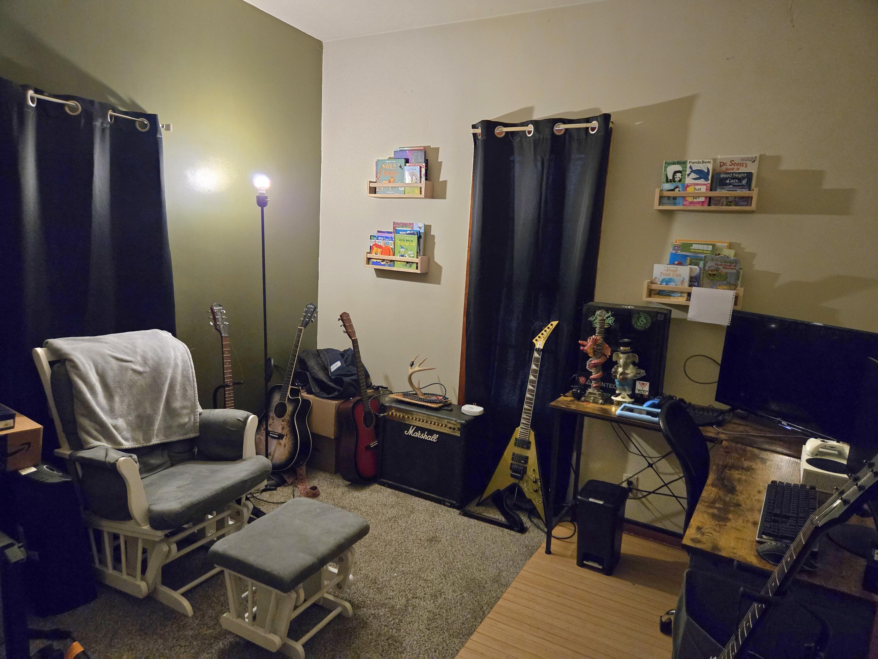 8662 Stony Lake Road Jackson, MI 49201 - Photo 34 of 59 Bedroom 2