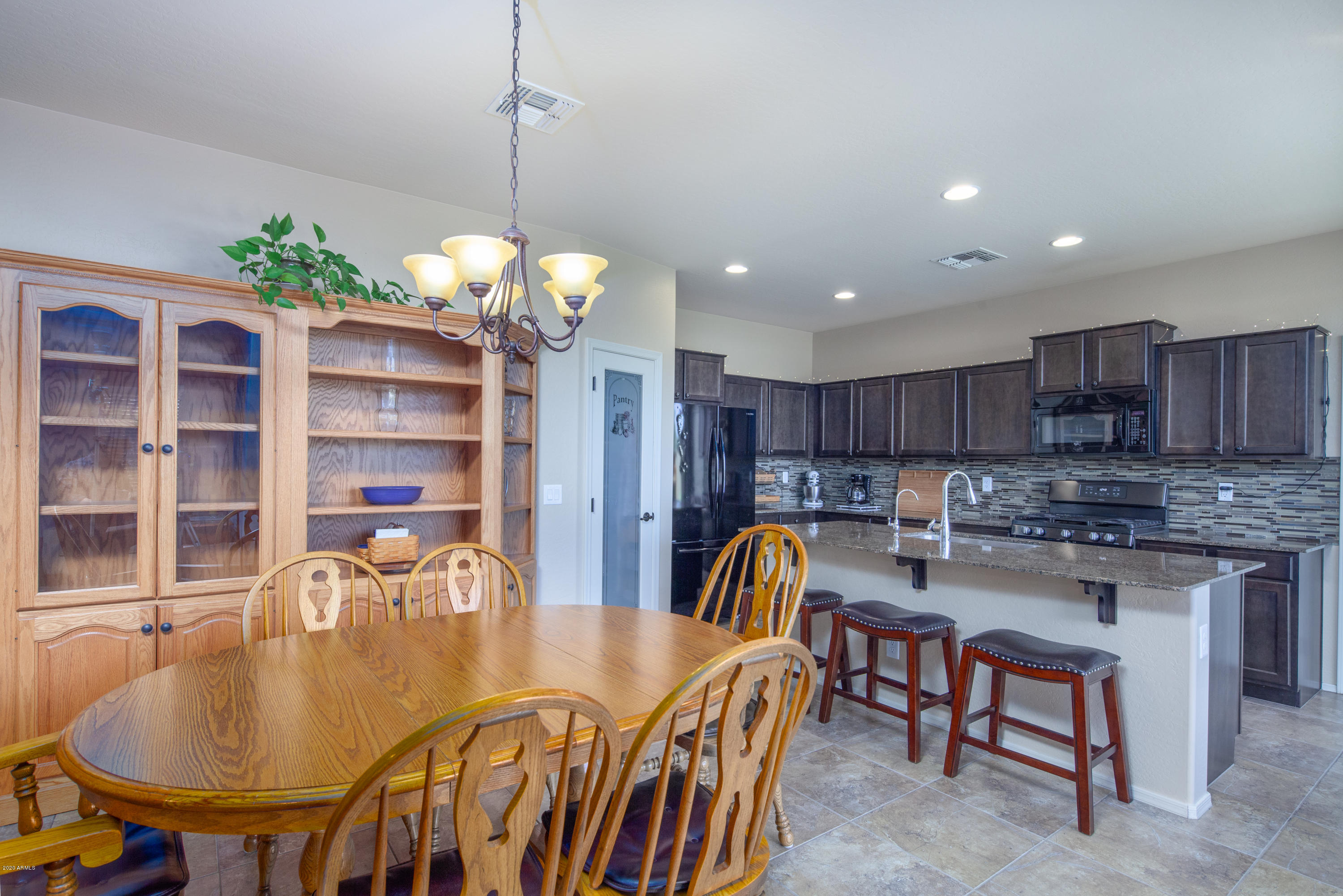 3459 South Bandit Road Gilbert, AZ 85297 - Photo 4 of 23 IMG_3644-Edit