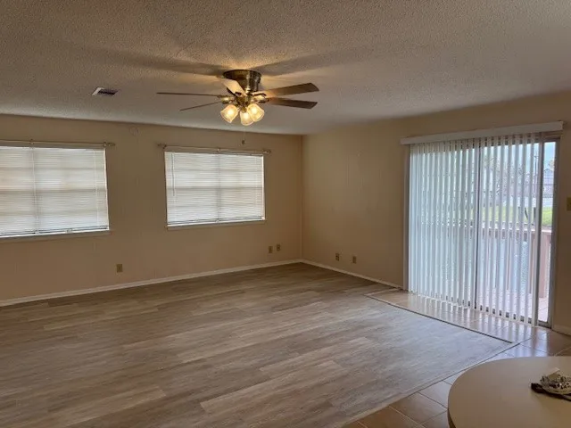 $2,000 | 60 Tarpon Street, Bayou Vista, TX 77563