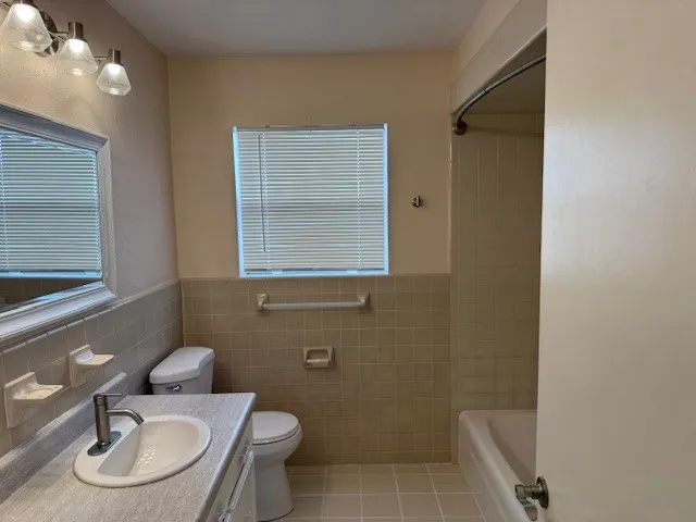 $2,000 | 60 Tarpon Street, Bayou Vista, TX 77563