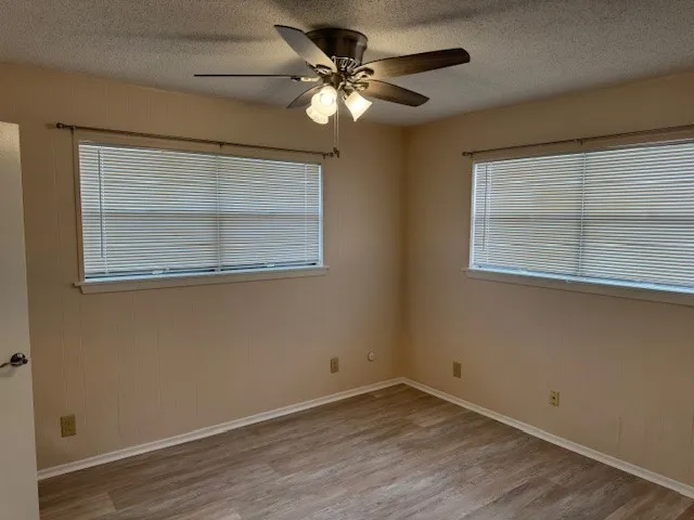 $2,000 | 60 Tarpon Street, Bayou Vista, TX 77563