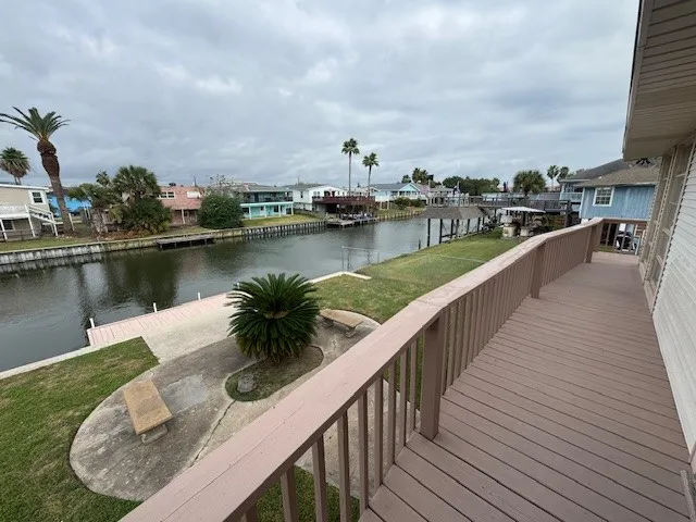 $2,000 | 60 Tarpon Street, Bayou Vista, TX 77563