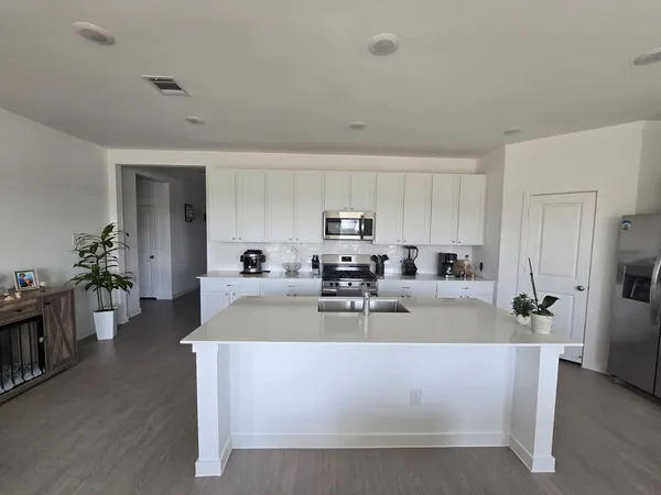 $2,500 | 3061 Avenida Sonoma Drive, Katy, TX 77493