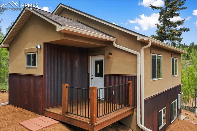 $525,000 | 621 Yorktown Road, Cripple Creek, CO 80813