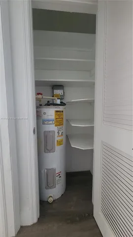 a close view of stove top oven