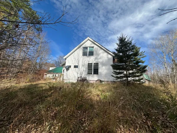 $299,900 | 1250 River Road, Madrid Township, ME 04966