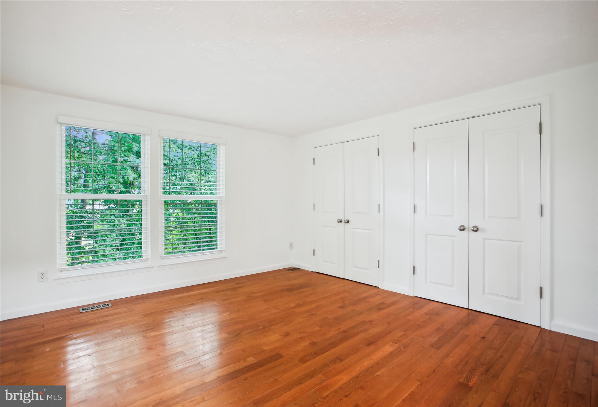 7660 Fallswood Way Lorton, VA 22079 - Photo 9 of 20