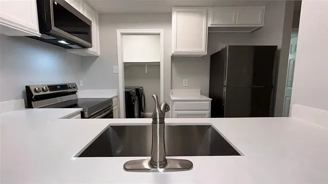 $139,000 | 3611 West Northgate Drive, Unit 120, Irving, TX 75062