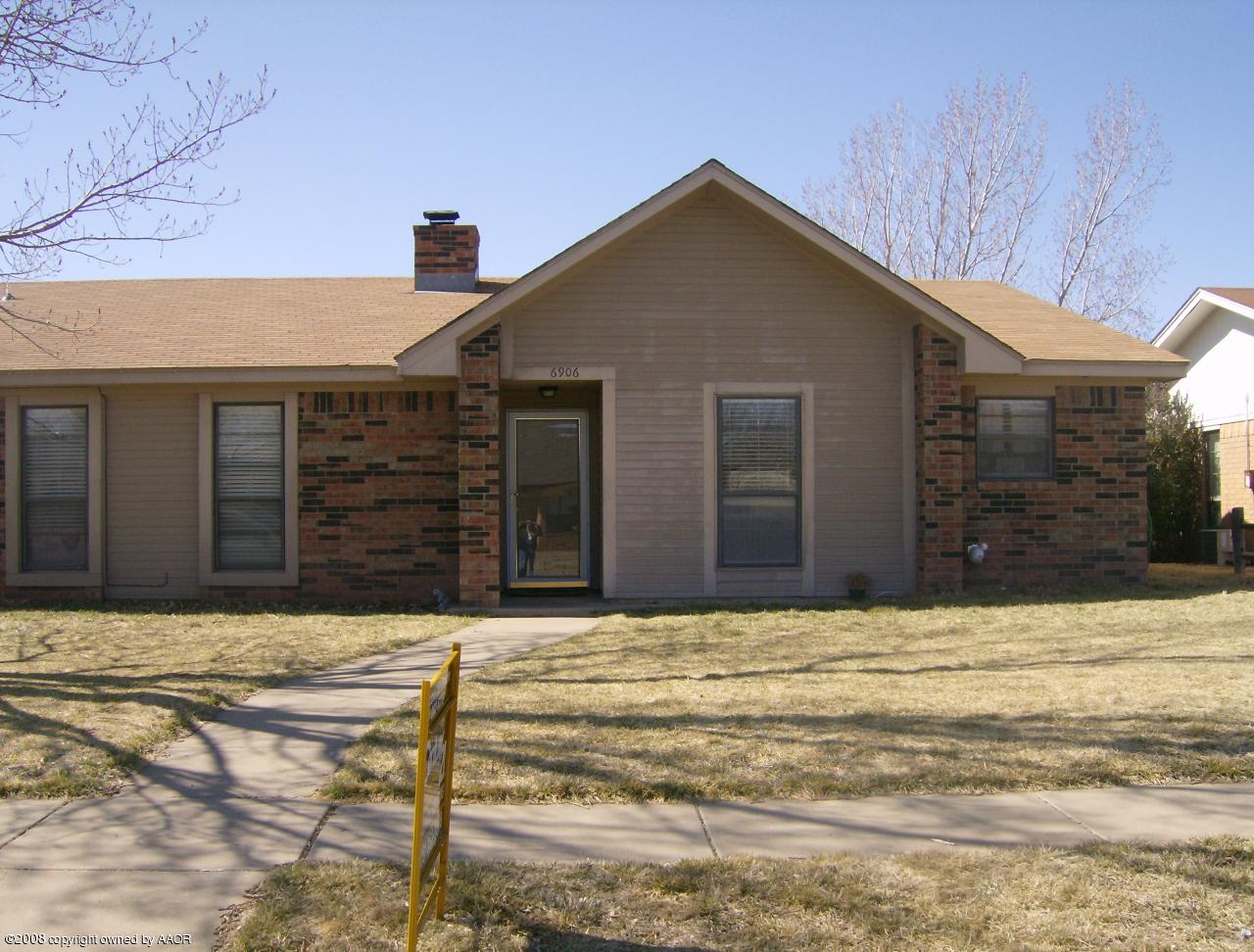 6906 Devonshire Road Amarillo, TX 79109 - Photo 1 of 14 Front of Home