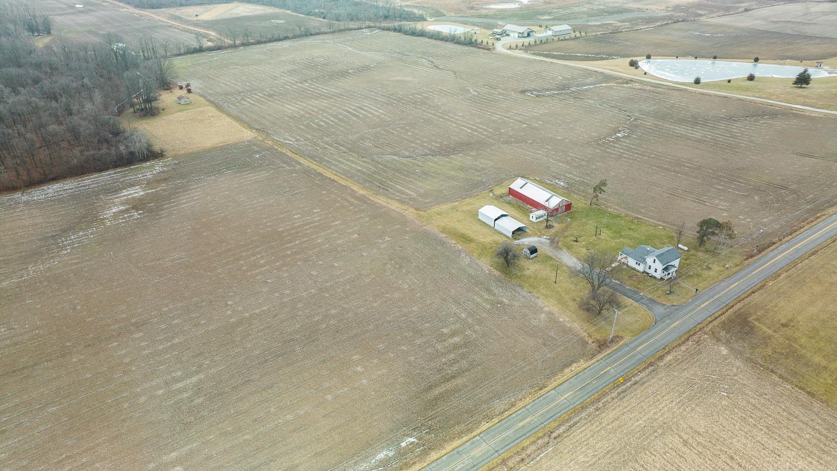 8038 East Baseline Road Avilla, IN 46710 - Photo 6 of 21