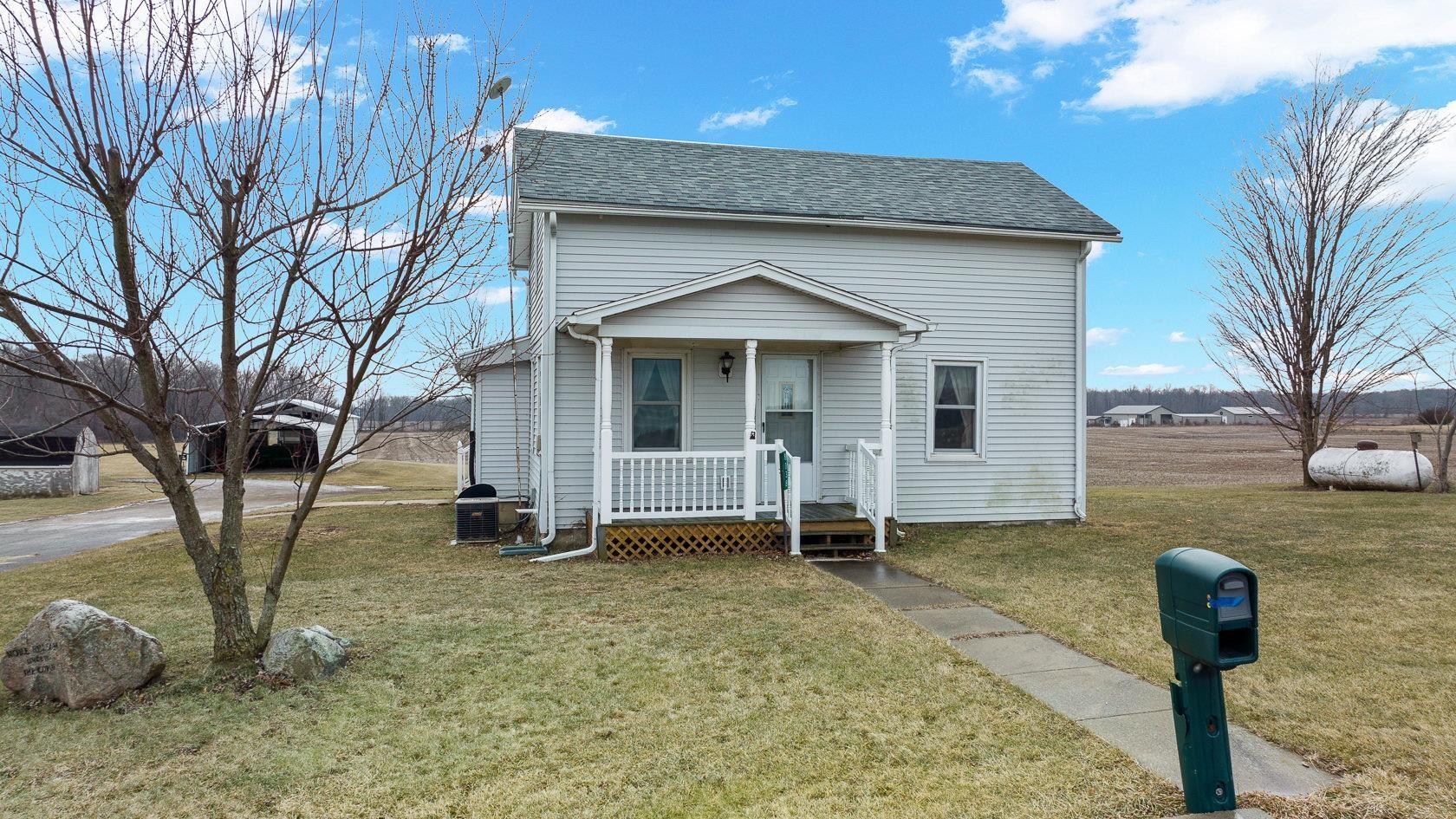 8038 East Baseline Road Avilla, IN 46710 - Photo 8 of 21