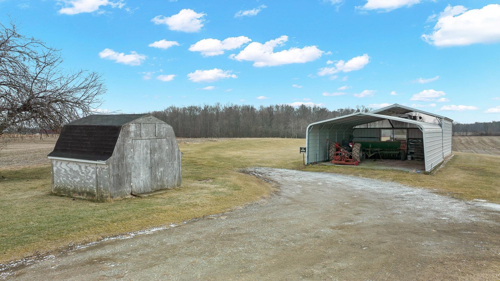 8038 East Baseline Road Avilla, IN 46710 - Photo 9 of 21