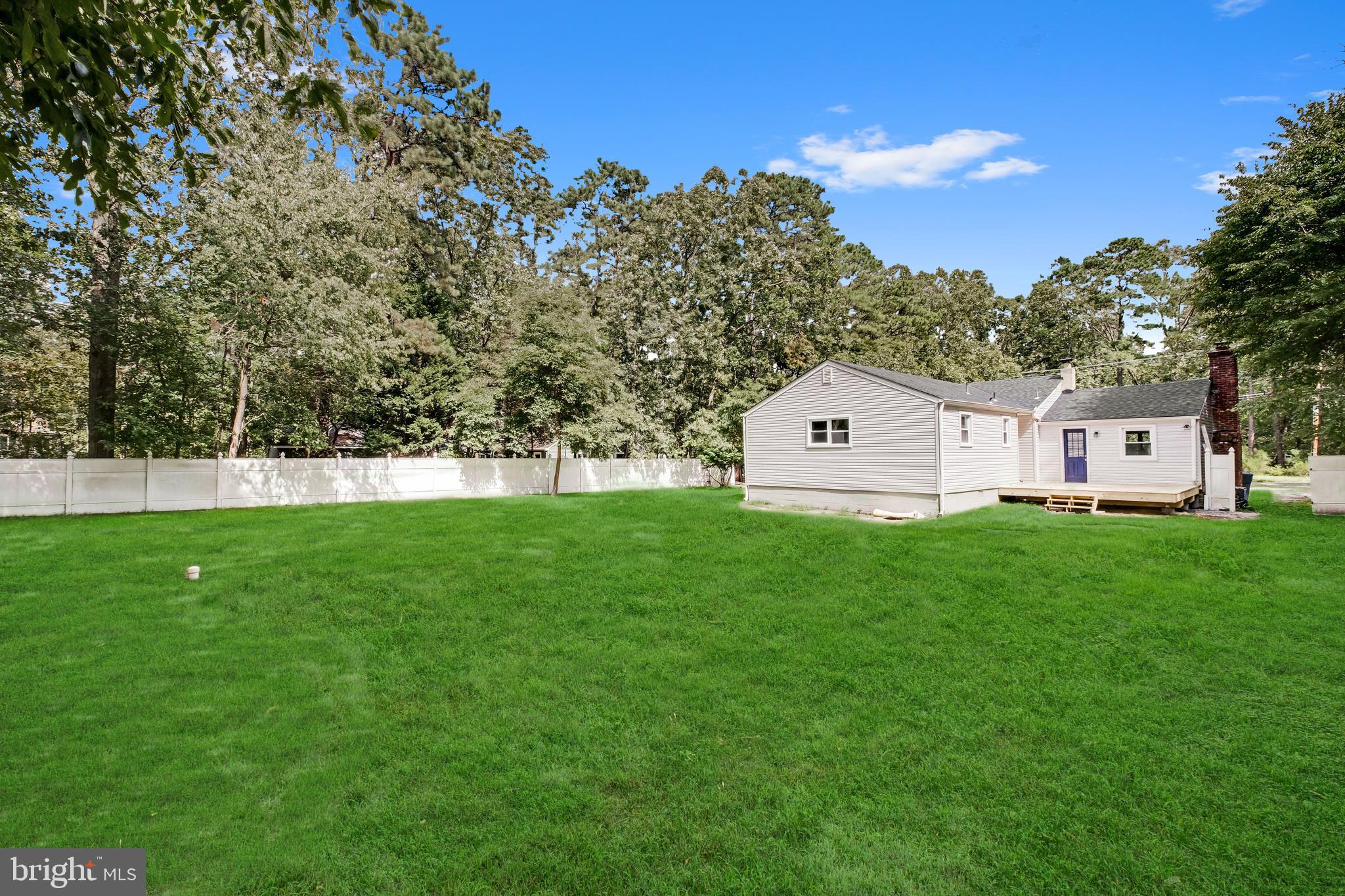 268 Hopewell Road Medford, NJ 08055 - Photo 41 of 44 Huge, Fully Fenced in Back Yard