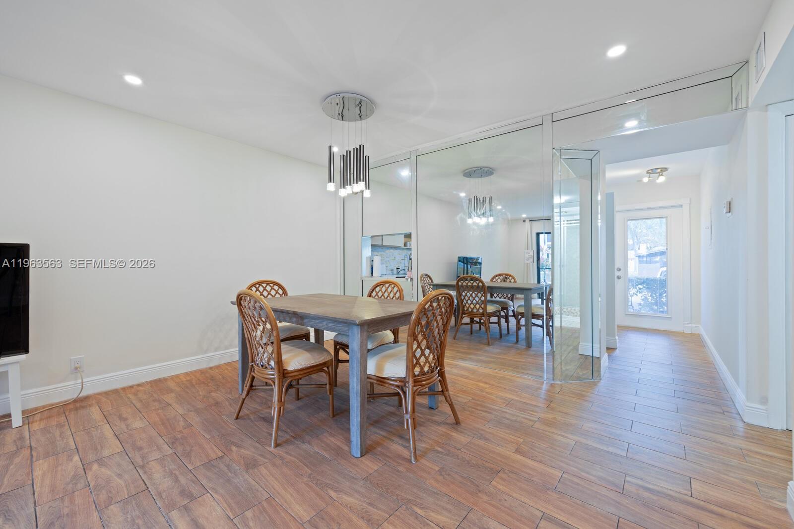 200 Gate Road, Unit 102 Hollywood, FL 33024 - Photo 4 of 18