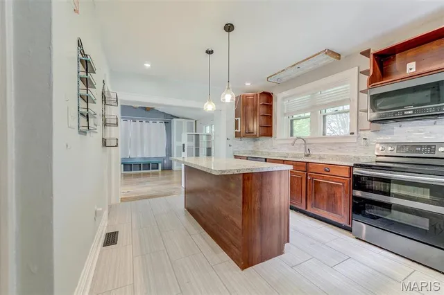 $314,900 | 1723 McCready Avenue, St. Louis, MO 63117