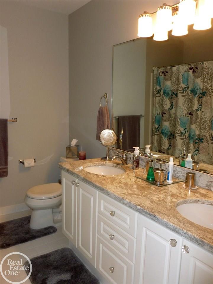 1901 Grayslake Drive Rochester Hills, MI 48306 - Photo 29 of 45