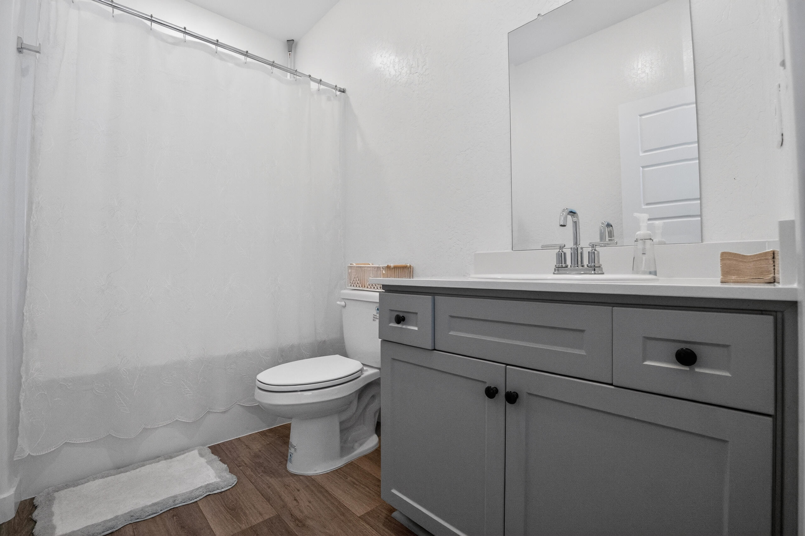 4242 Hampton Way Clovis, CA 93619 - Photo 20 of 39 DSC08327-HDR