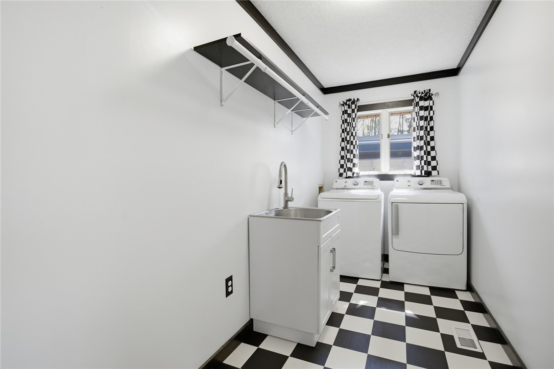 230 Christy Lane Walhalla, SC 29691 - Photo 19 of 45