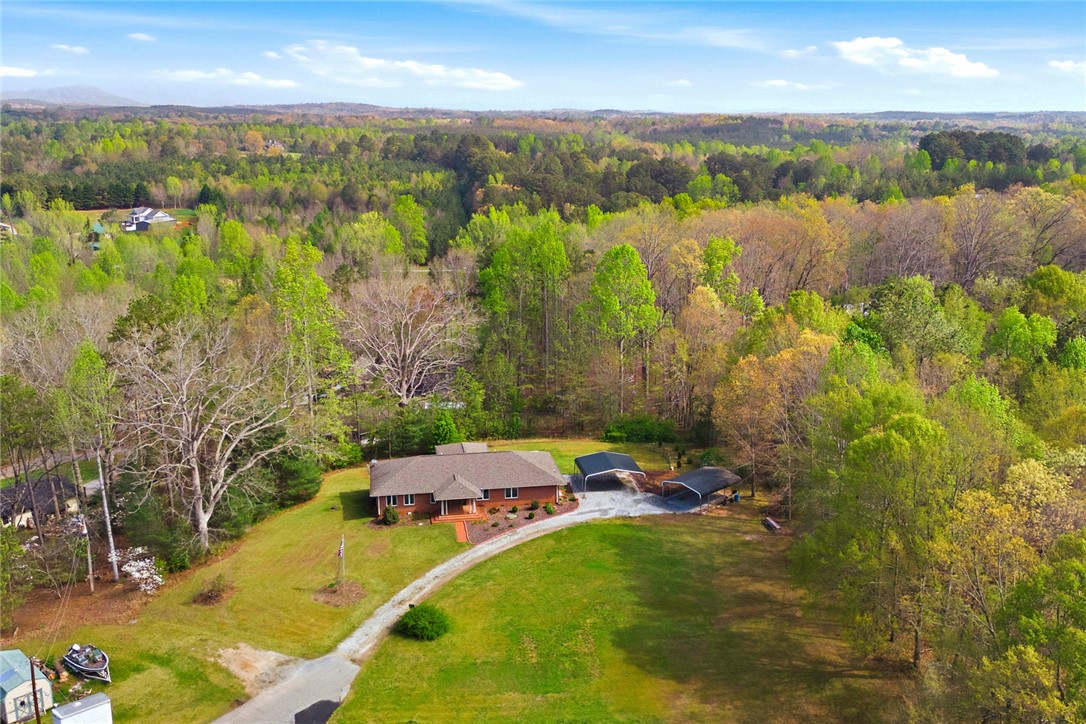 230 Christy Lane Walhalla, SC 29691 - Photo 2 of 45